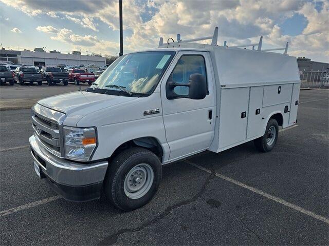 2026 FORD E-350