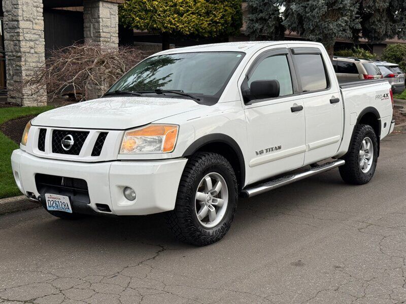 2012 NISSAN Titan