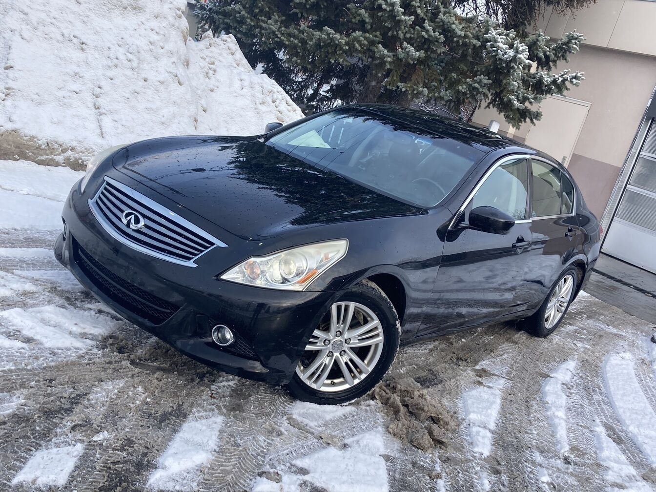 Infiniti G25