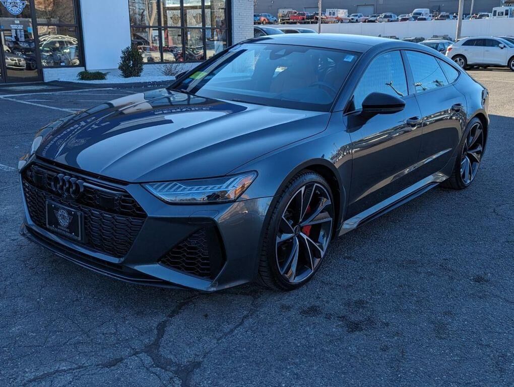 2022 Audi RS7