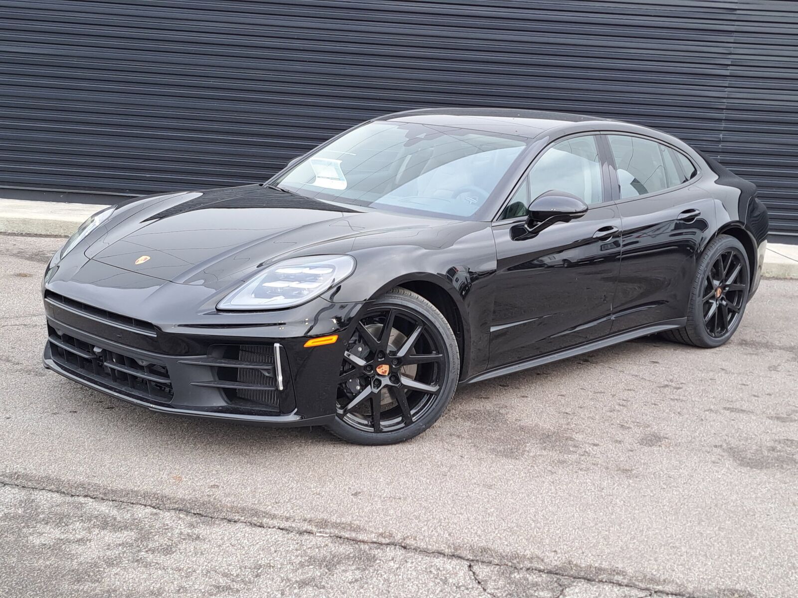 2026 PORSCHE Panamera