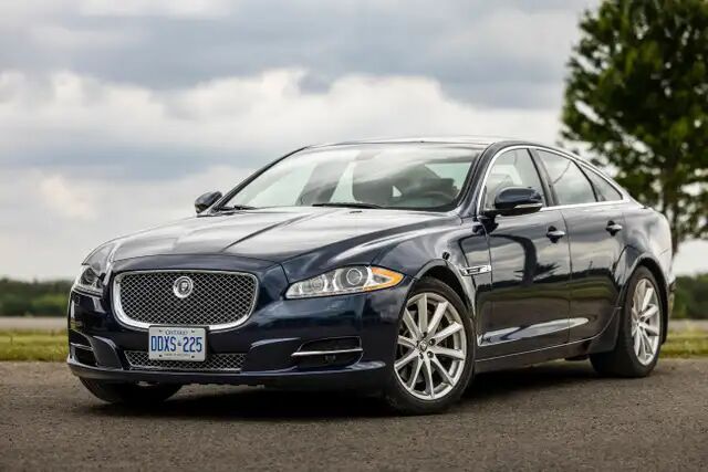 Jaguar XJ