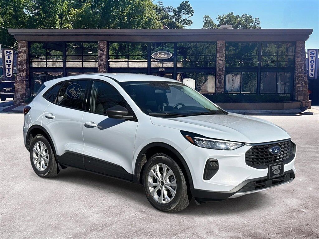 2026 FORD Escape
