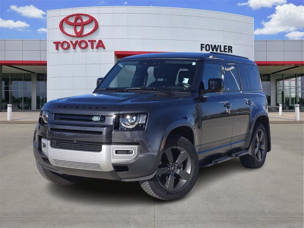 2025 LAND ROVER Defender