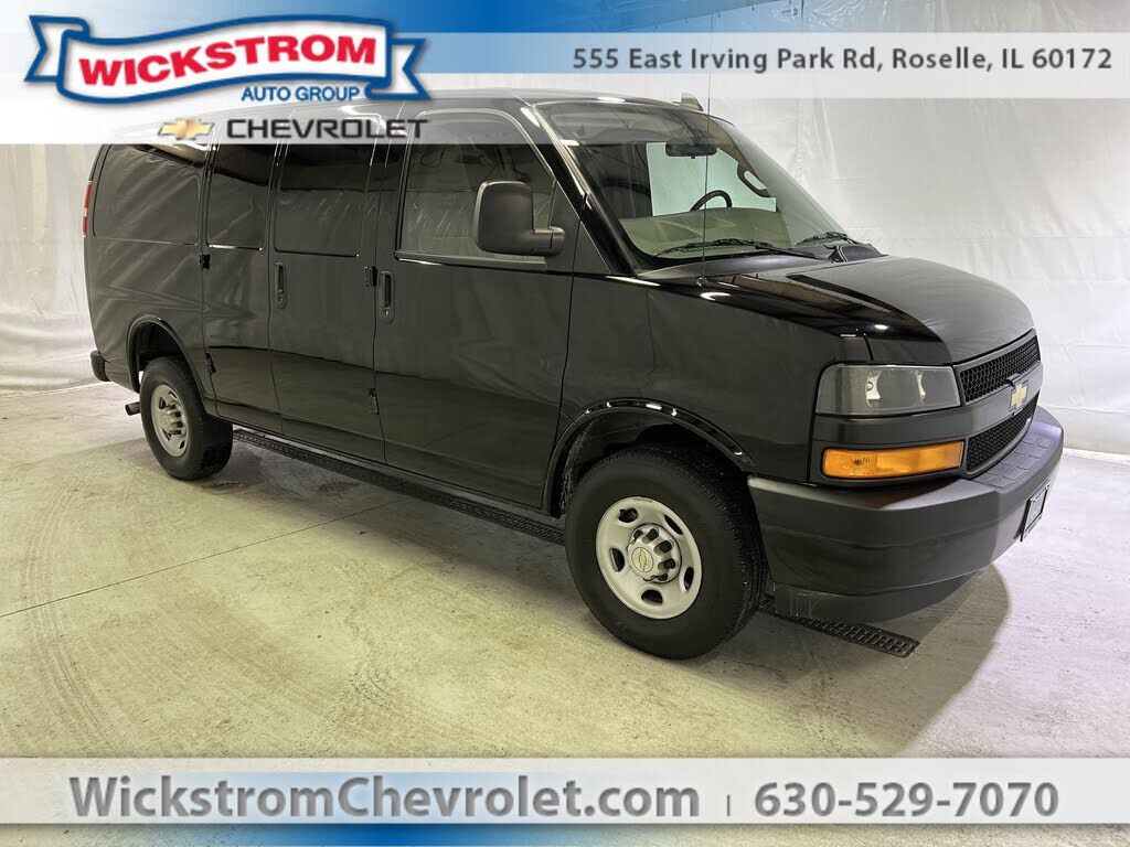 2023 CHEVROLET Express