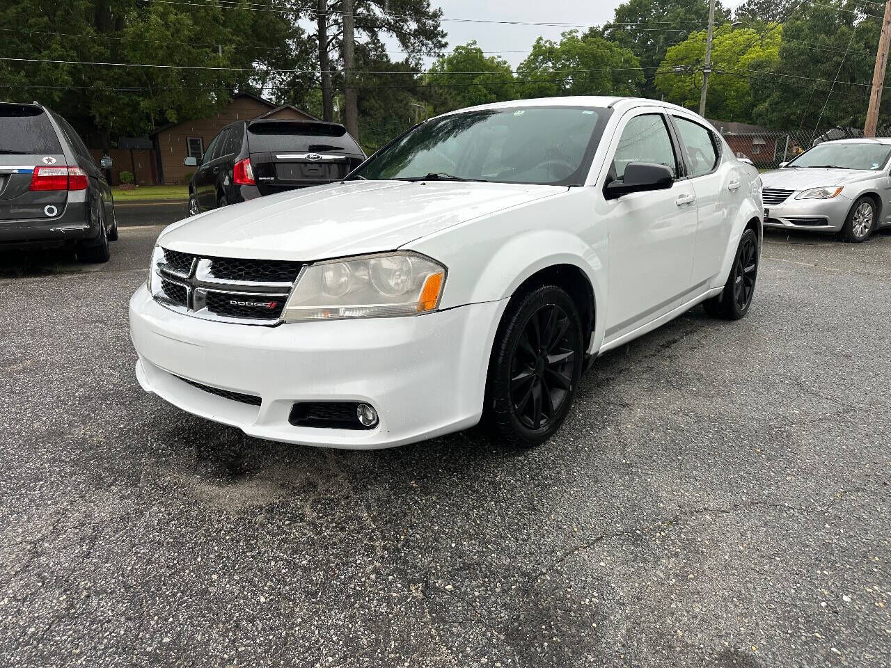 2013 DODGE Avenger