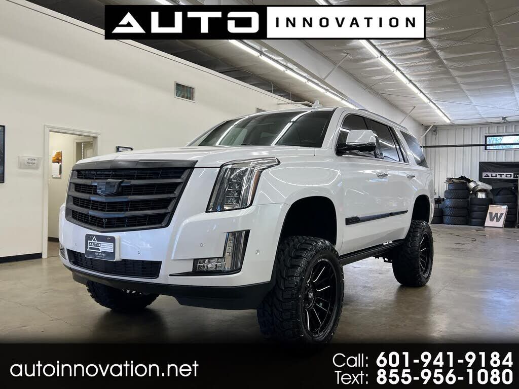 2019 CADILLAC Escalade