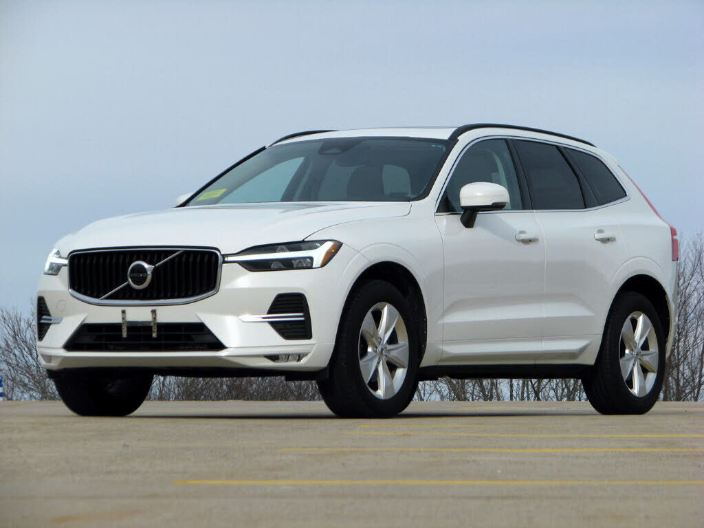 2022 VOLVO XC60