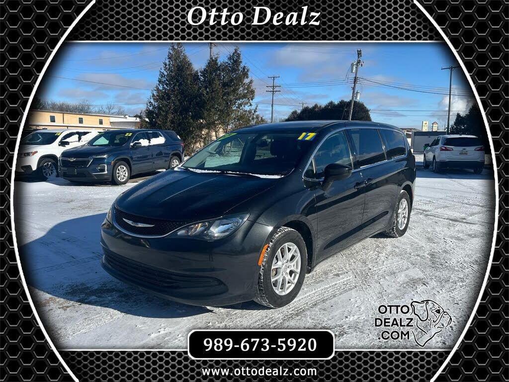 2017 CHRYSLER Pacifica