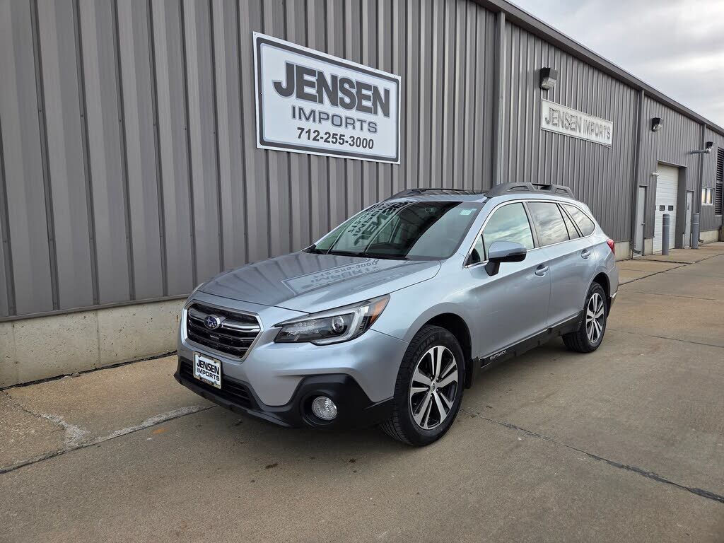 2018 SUBARU Outback