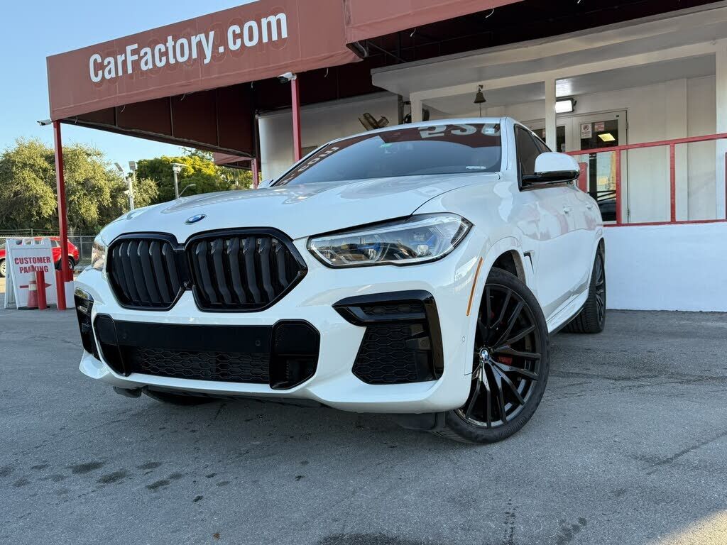 2022 BMW X6