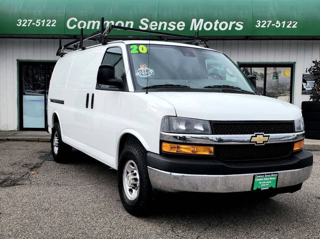 2020 CHEVROLET Express