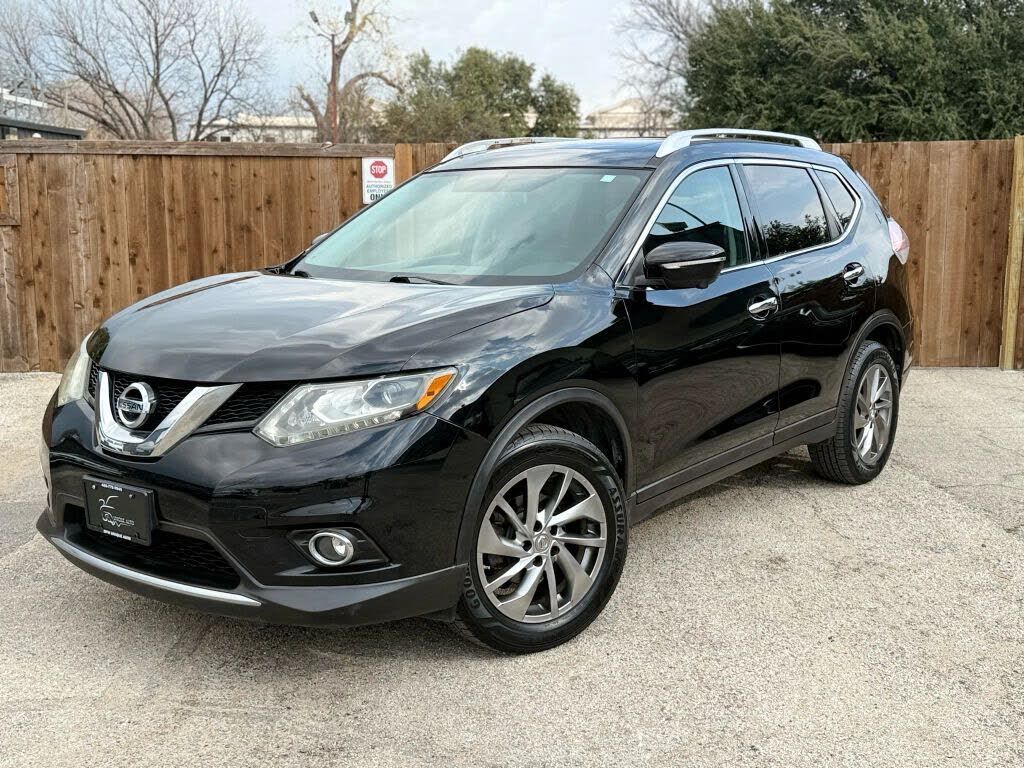 2015 NISSAN Rogue