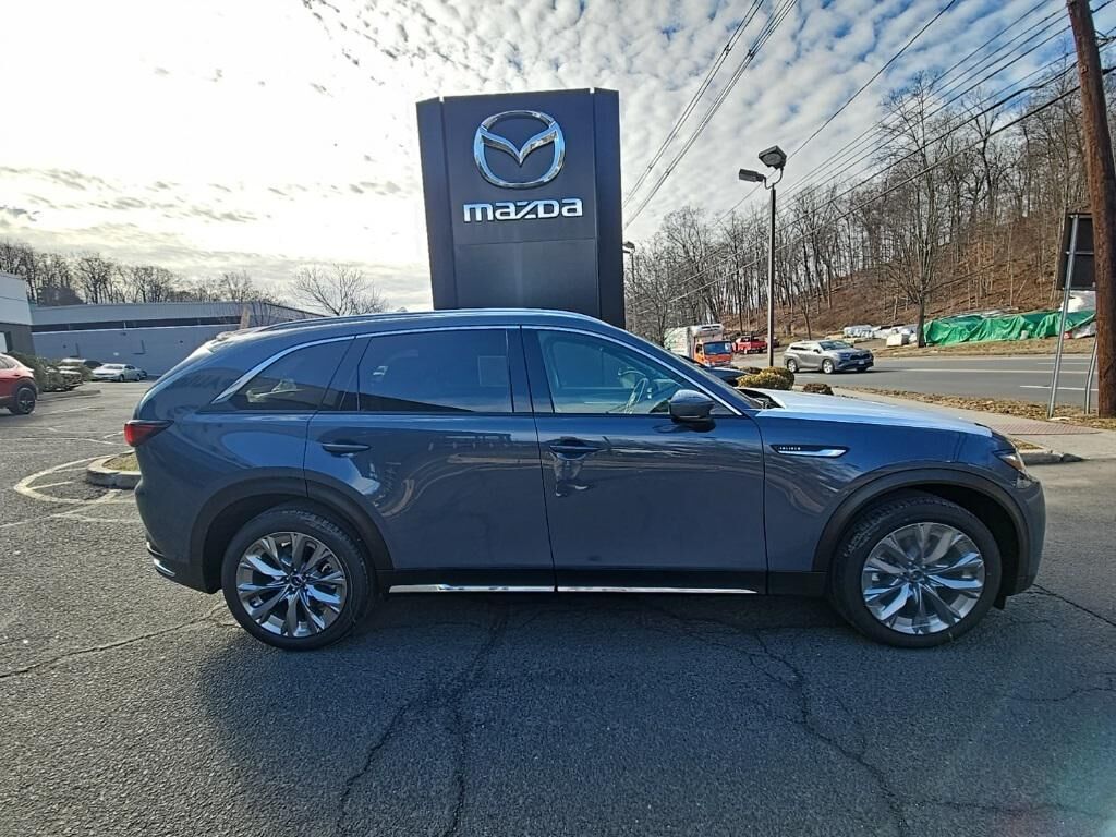 2026 MAZDA CX-90