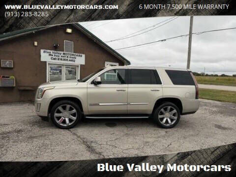 2017 CADILLAC Escalade