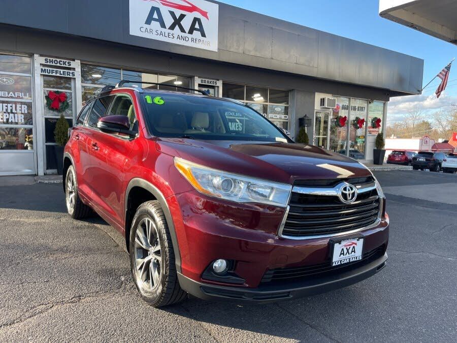 2016 TOYOTA Highlander