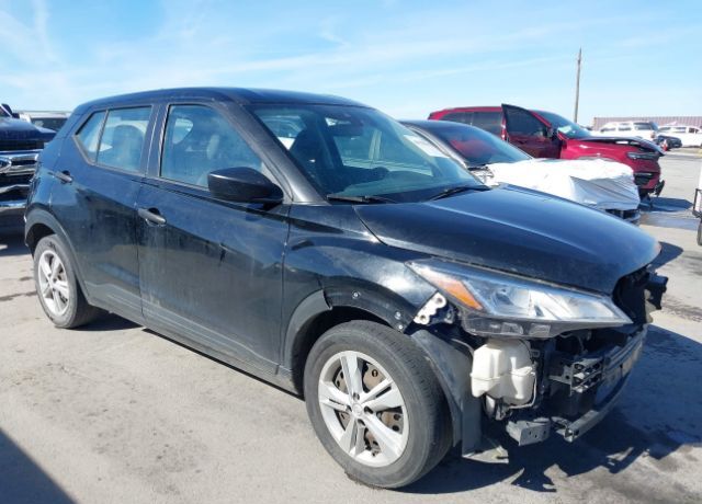 2021 NISSAN Kicks