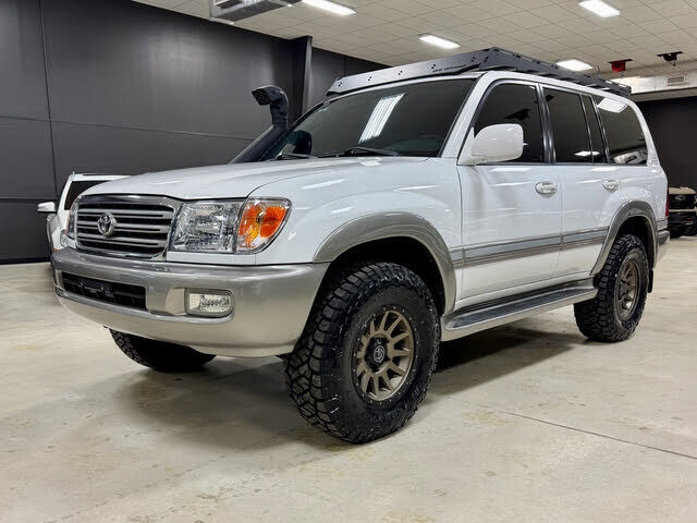 2005 TOYOTA Land Cruiser