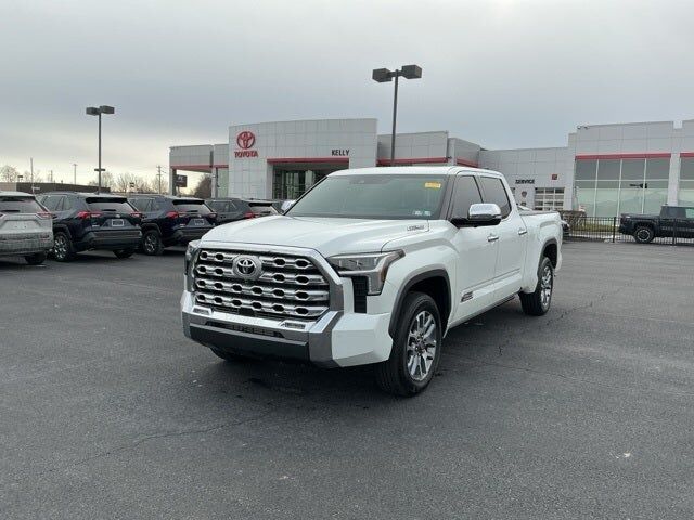 2025 TOYOTA Tundra