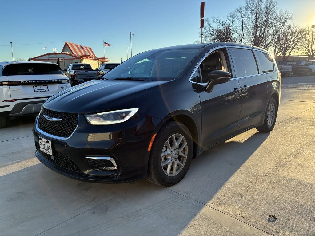 2024 CHRYSLER Pacifica