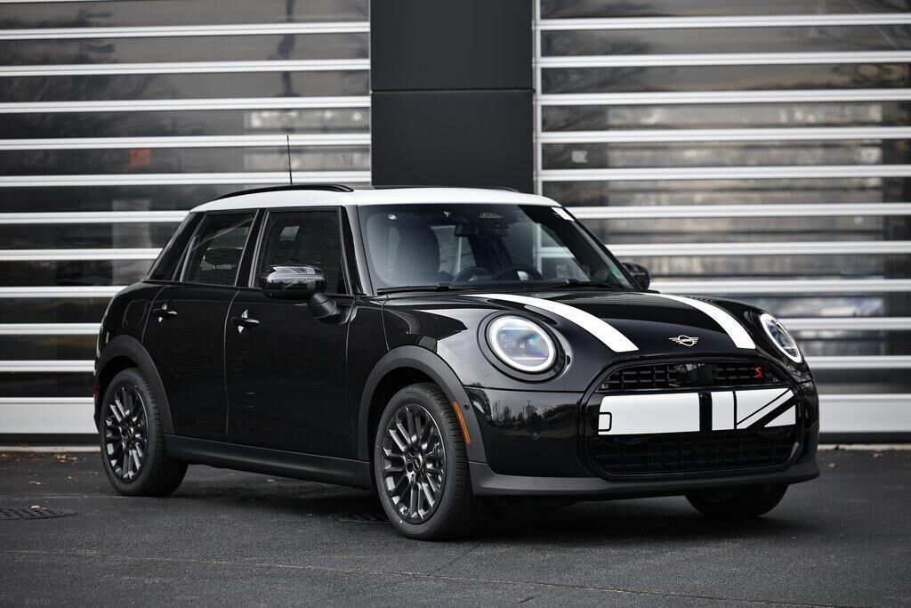 2026 MINI Hardtop