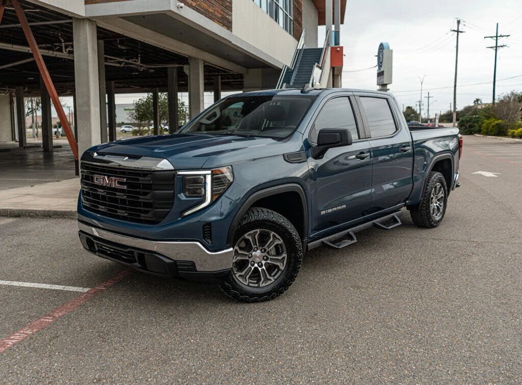 2024 GMC Sierra