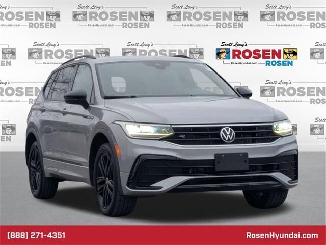 2022 VOLKSWAGEN Tiguan