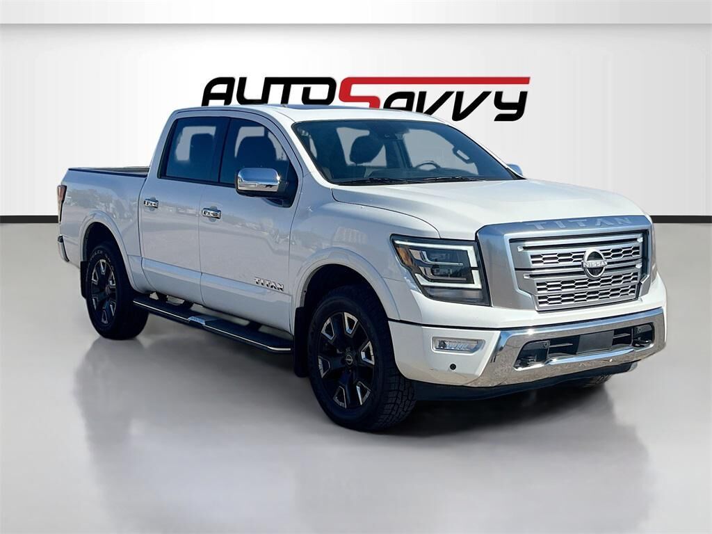 2024 NISSAN Titan