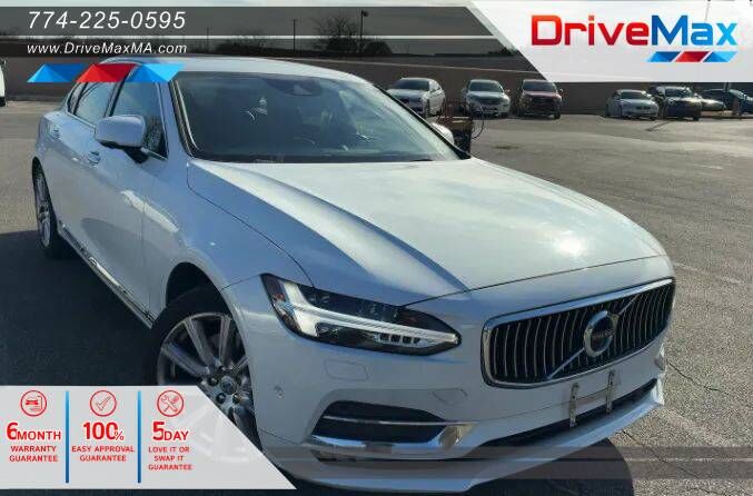 2018 VOLVO S90