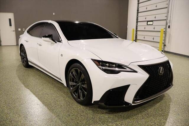 2023 LEXUS LS