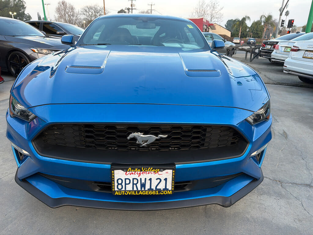2020 FORD Mustang