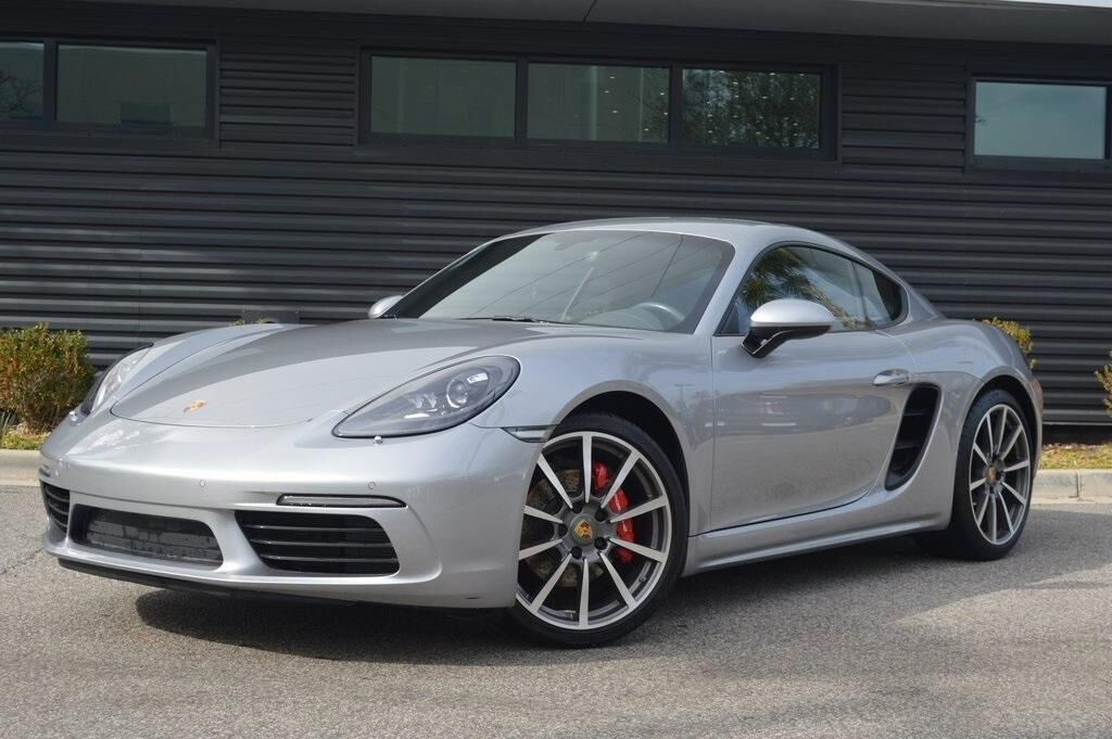 2018 PORSCHE 718