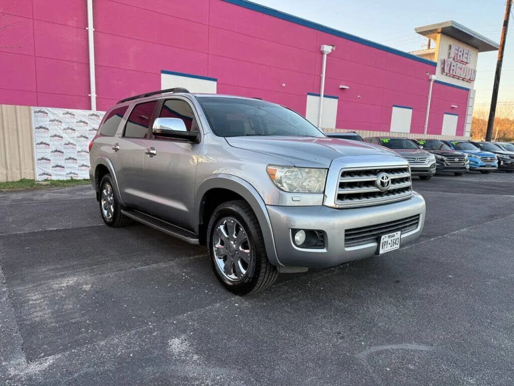 2012 TOYOTA Sequoia
