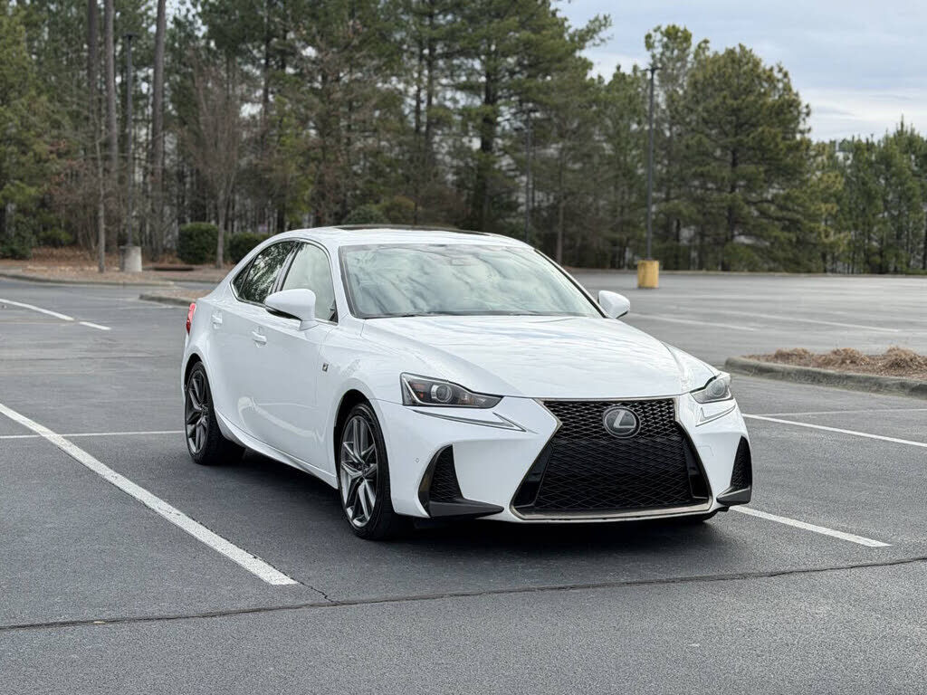 2020 LEXUS IS