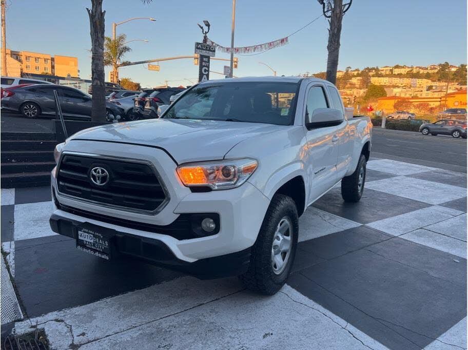2016 TOYOTA Tacoma
