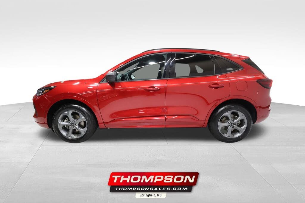 2024 FORD Escape