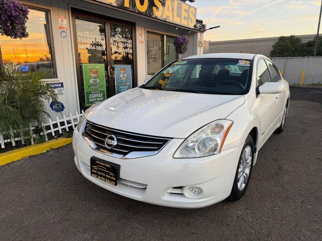 2011 NISSAN Altima