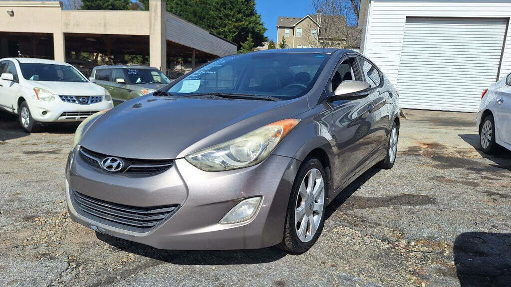 2011 HYUNDAI Elantra