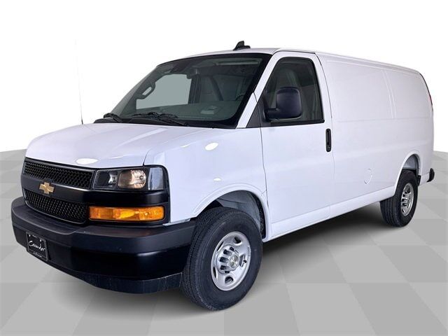 2025 CHEVROLET Express