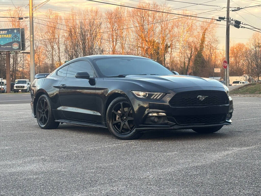 2015 FORD Mustang