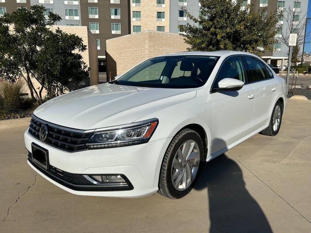 2018 VOLKSWAGEN Passat