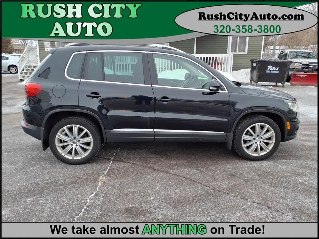 2016 VOLKSWAGEN Tiguan