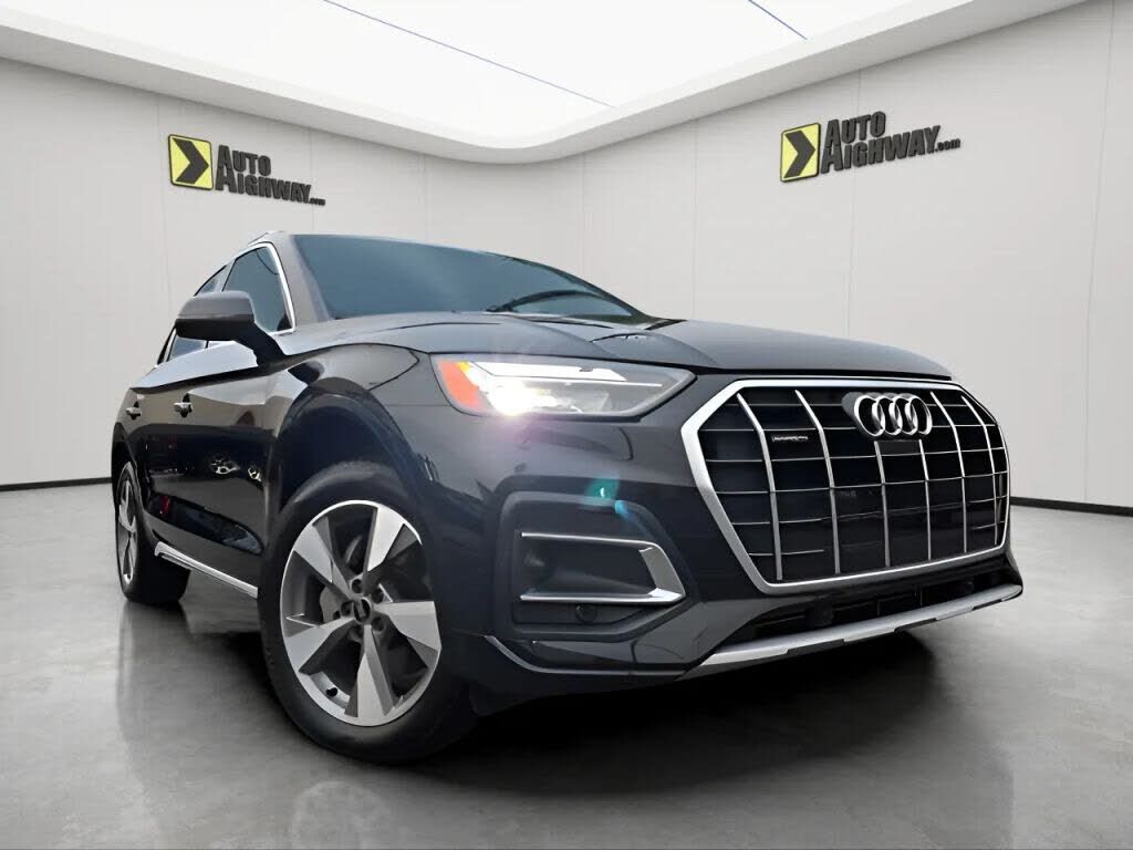 2022 AUDI Q5