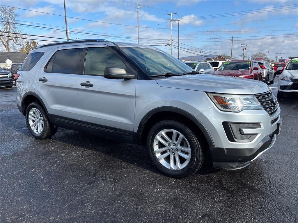 2017 FORD Explorer