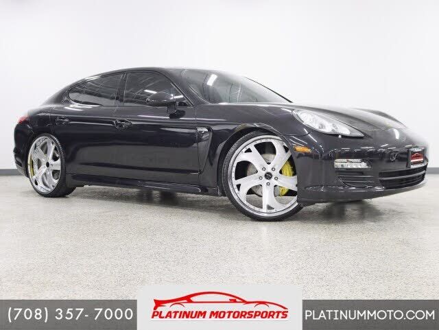 2011 PORSCHE Panamera