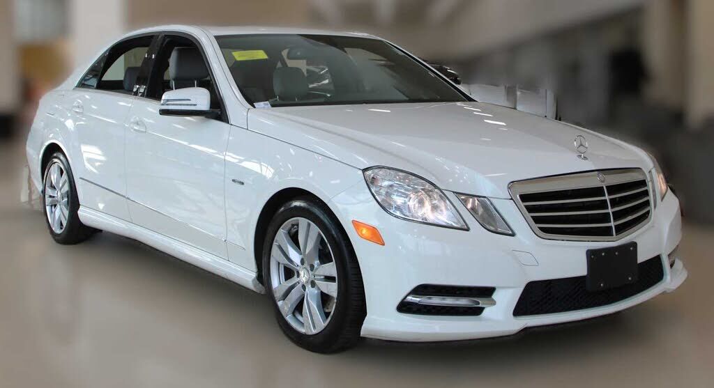 2012 MERCEDES-BENZ E-Class