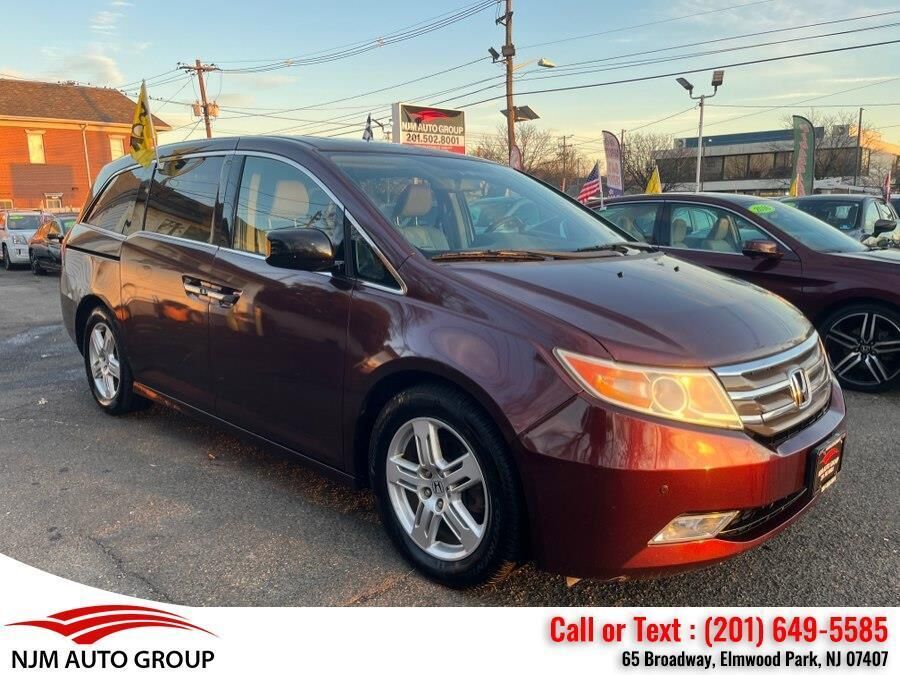 2013 HONDA Odyssey