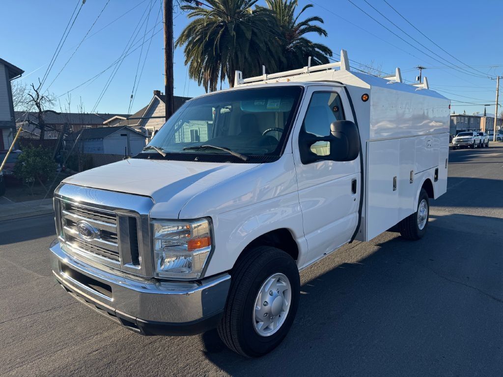 2016 FORD E-350