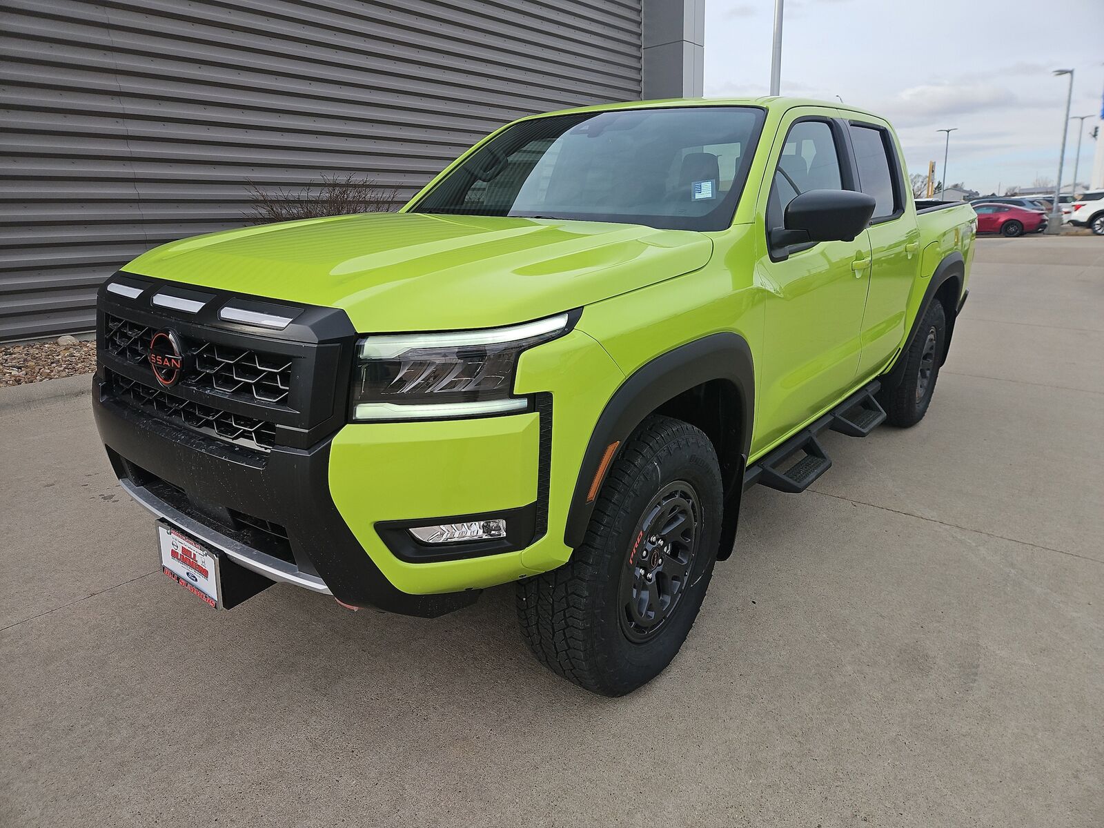 2026 NISSAN Frontier