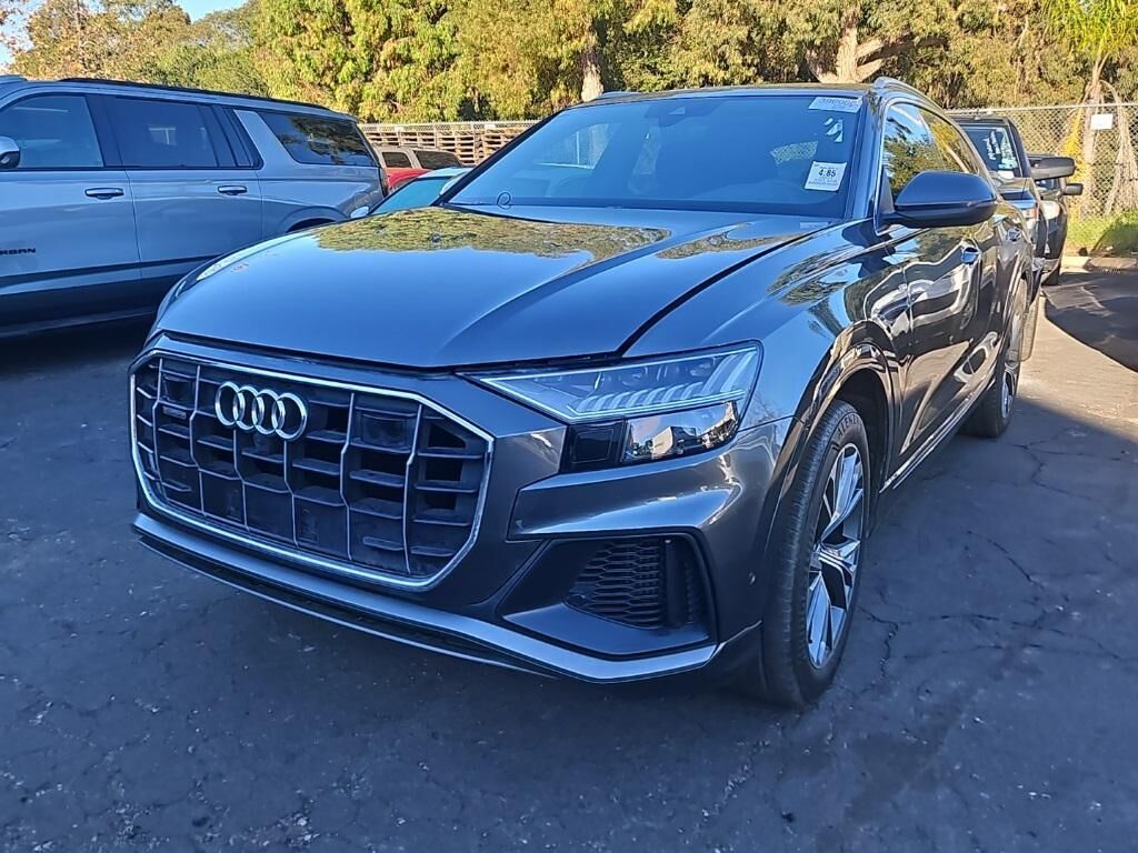 2021 Audi Q8